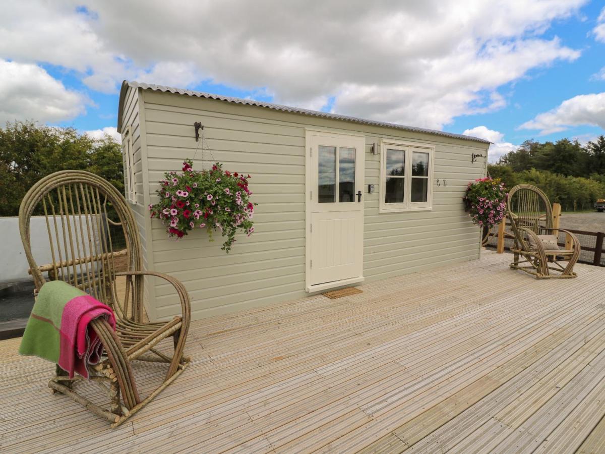 Marches Way Rhayader Exterior foto